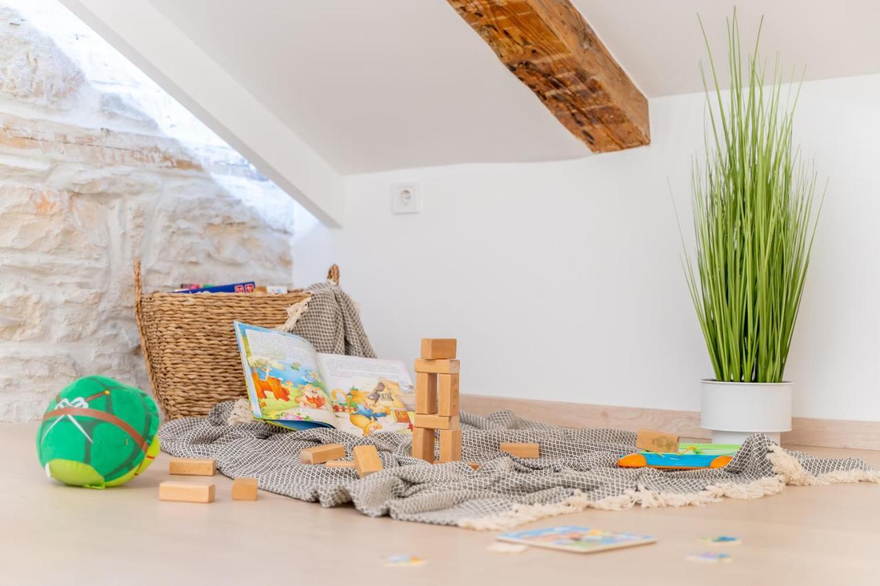 Fran Center Apartments Pula Zewnętrze zdjęcie